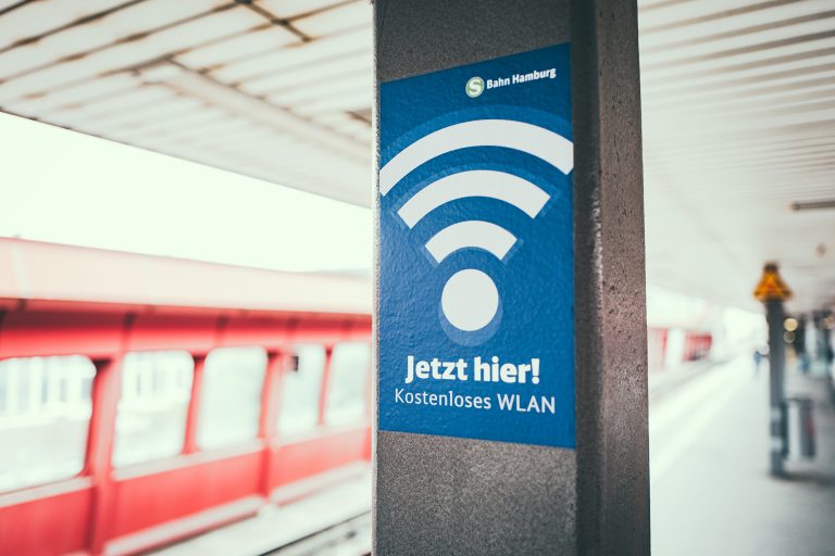 WLAN in Hamburgs Nahverkehr – kostenlos surfen im Streckennetz