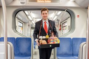 Für den kleinen Hunger zwischendurch – der mobile Snack-Service  der S-Bahn Hamburg