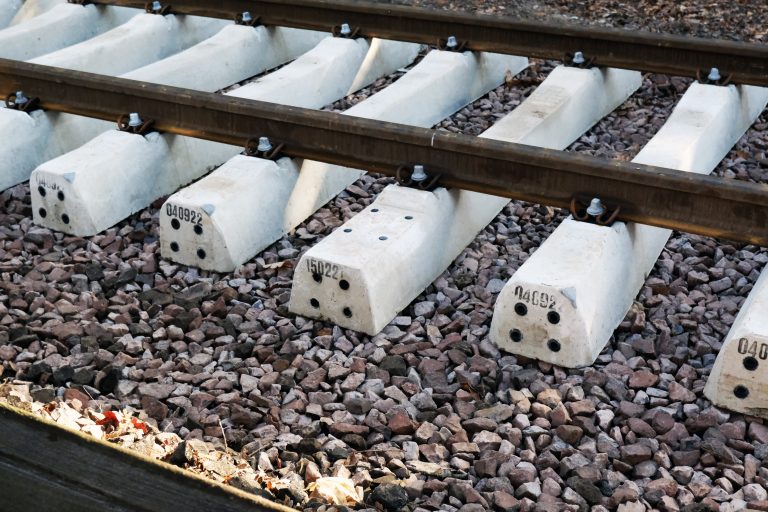 Einblick in die Gleisarbeiten – Neue Schienen zwischen Ohlsdorf und Poppenbüttel