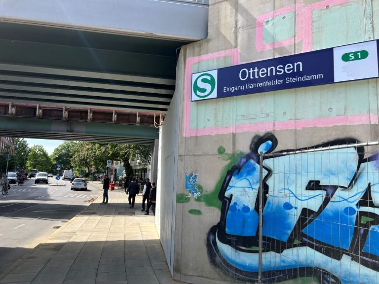 Was hat Koffein mit der S-Bahn-Station Ottensen zu tun?