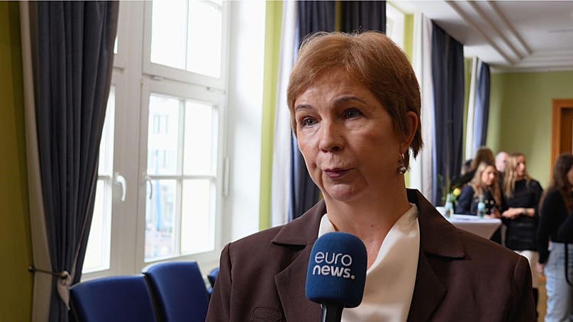 Iryna Dovhan guides us through the portraits of seven women who describe their experiences of violence.