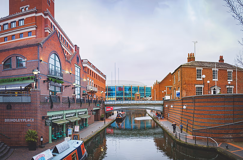Birmingham in the UK also famously has more kilometres of canal than Venice.