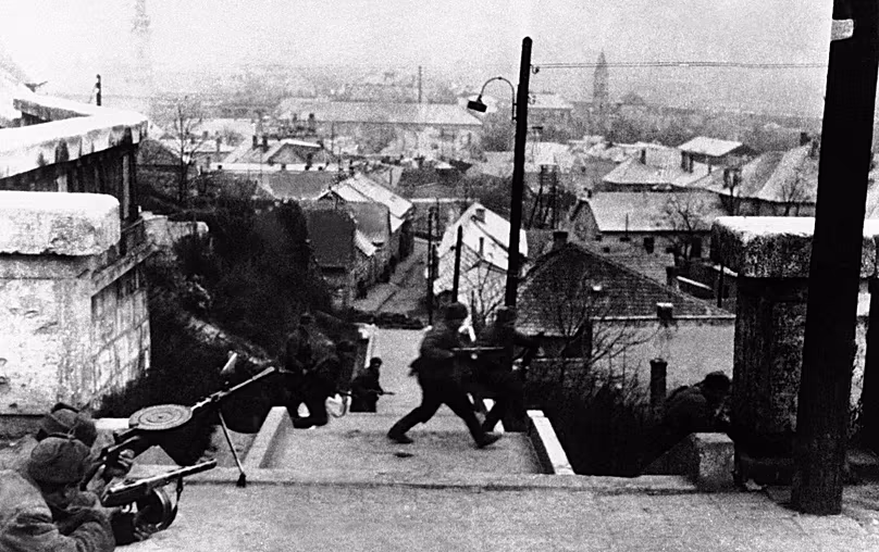 Soviet and Romanian troops fought in Budapest in 1945 against German and Hungarian units.