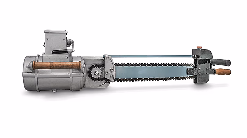 First STIHL one-man chainsaw with electric motor